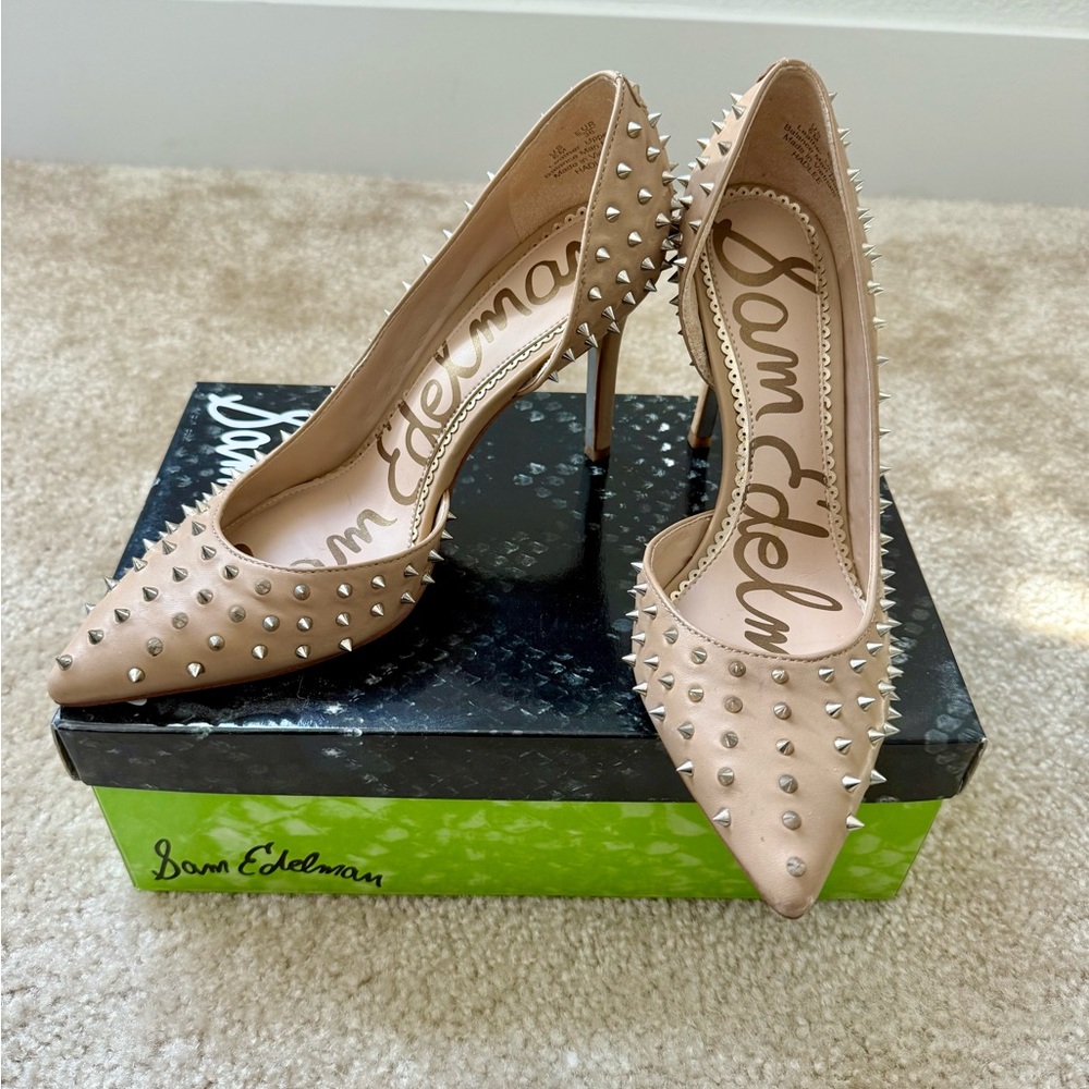 Sam Edelm Hadlee Studded NUDE LEATHER